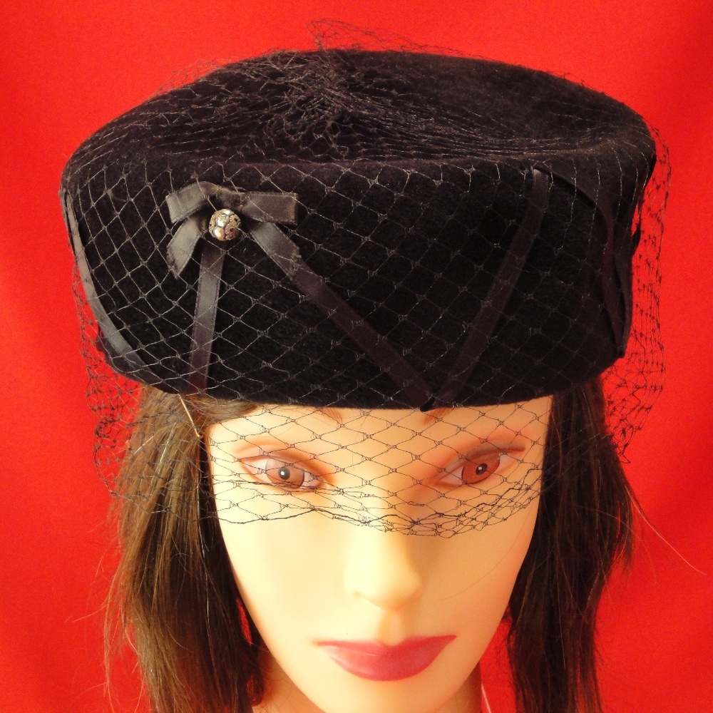 Vintage Peachbloom Velour veiled hat